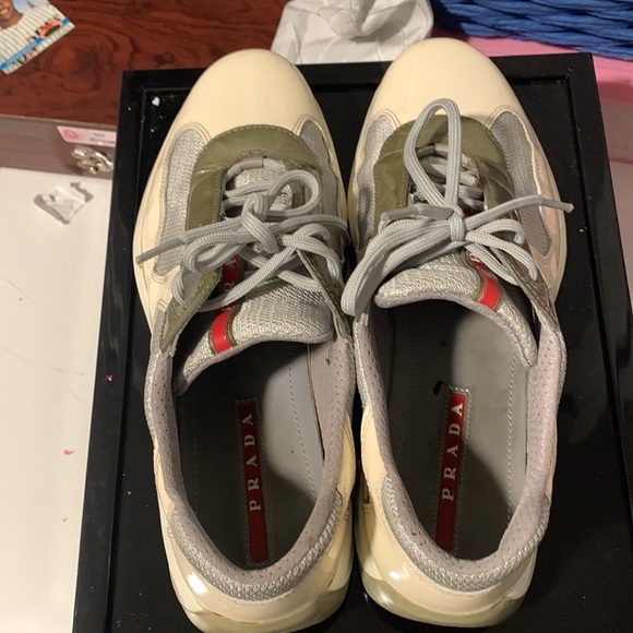 - Prada Shoes - Picture 3 of 7